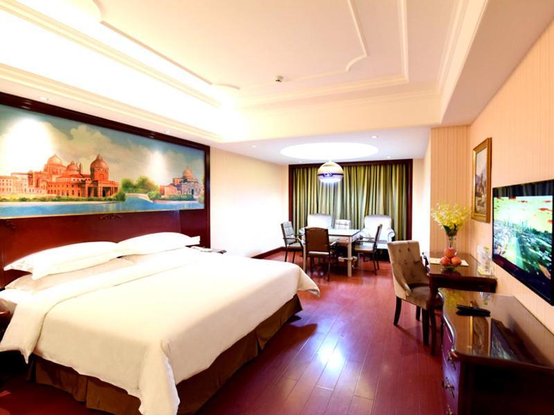 Vienna Hotel Loudi Chunyuan Pedestrian Street 외부 사진